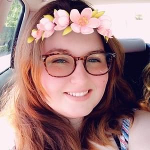 Meet your Posher, Caitlyn